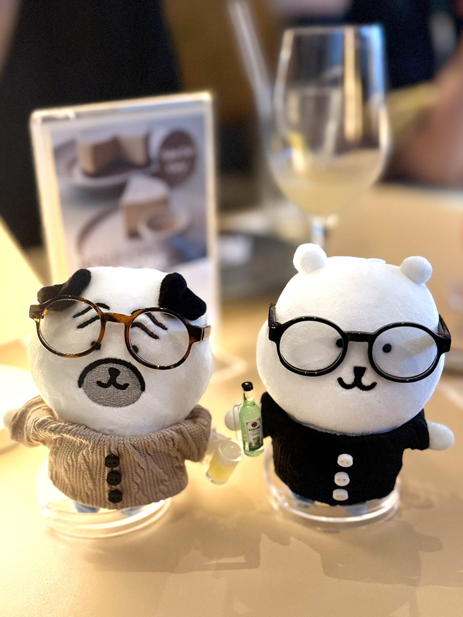 343kuma's tweet image. 先週のたのしい‼︎日曜日の写真🫶
みんなのくまとパグとチャク🩵
くまも人間も個性豊かで最高に楽しくて幸せでした!
こまさん東京に来てくれて、遊んでくれてありがと~~~❣️❣️❣️