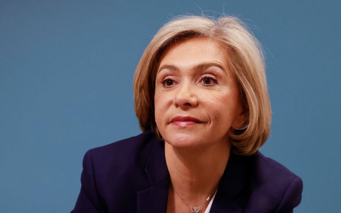 CerfiaFR's tweet image. 🇫🇷🗳️ INSOLITE | La pétition contre la loi Duplomb a récolté plus de signatures que le nombre d’électeurs des ces personnalités en 2022 :
- Valérie Pécresse (1,6M)
- Yannick Jadot (1,6M)
- Jean Lassalle (1,1M)
- Fabien Roussel (800k)
- Nicolas Dupont-Aignan (725k)
- Anne Hidalgo…