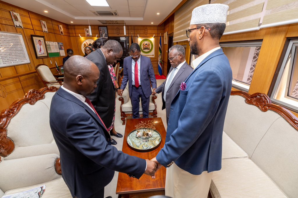 HonWetangula's tweet image. As Parliament, we remain steadfast in our commitment to supporting independent institutions and constitutional commissions such as the IEBC, to ensure they are empowered to effectively execute their mandates.
Today, I held a constructive engagement with the Chairperson of the…