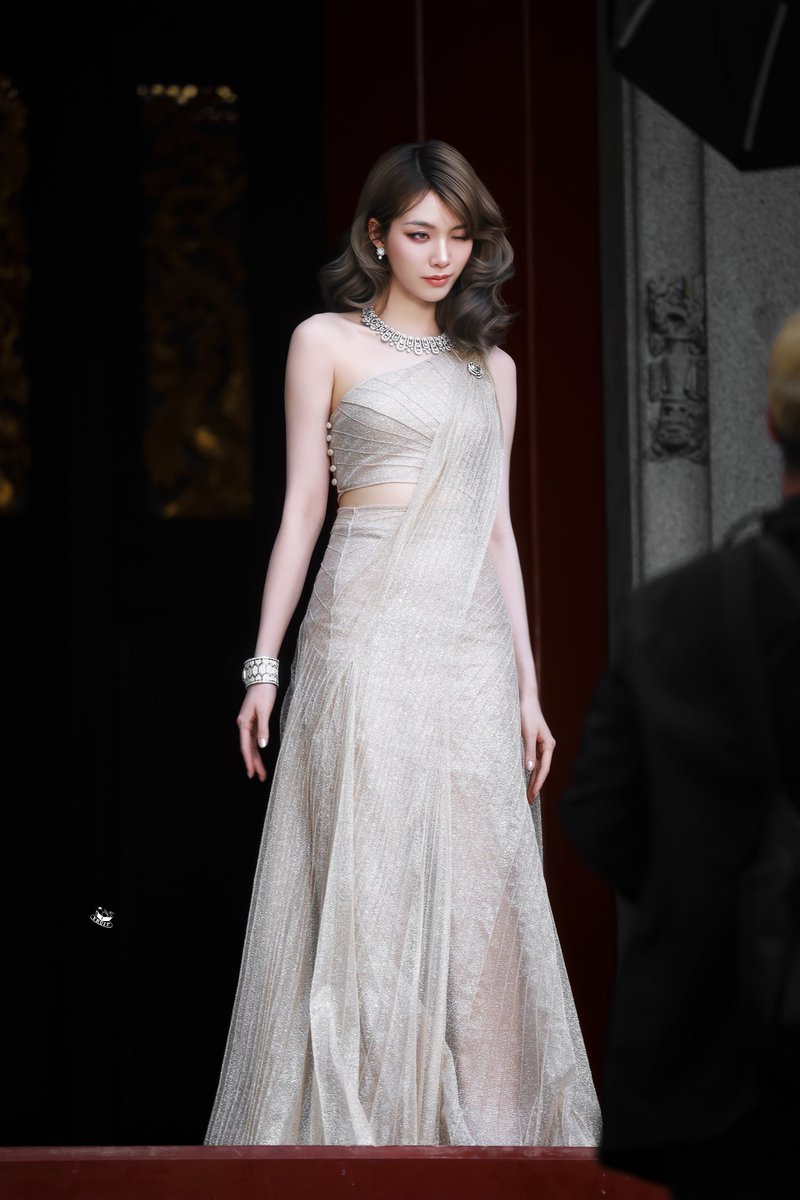 day_fruit71850's tweet photo. 【250723】😉

ORM BVLGARI HIGH JEWELRY 
#OrmxBvlgariTrunkShowSG https://t.co/D0GiCJxkus