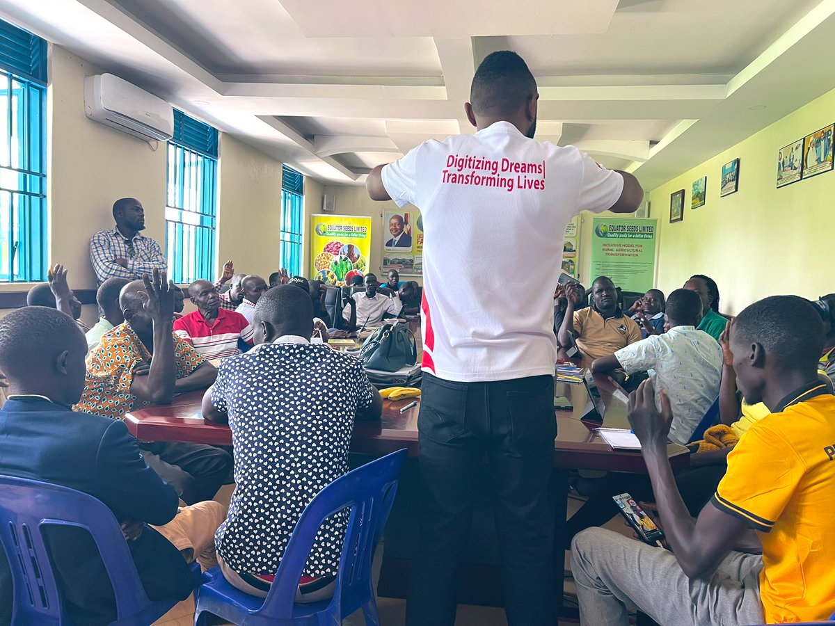 JOnyait's tweet image. Happy to kick off the training for #EquatorSeed Market Actors (MA)on digitizing market channels! This boosts access and affordability of farming inputs. 🚀
We are also launching a pilot for an innovative Input Credit model with 280 VSLAs in Serere, Nwoya, Oyam, Amuru, Omoro and…