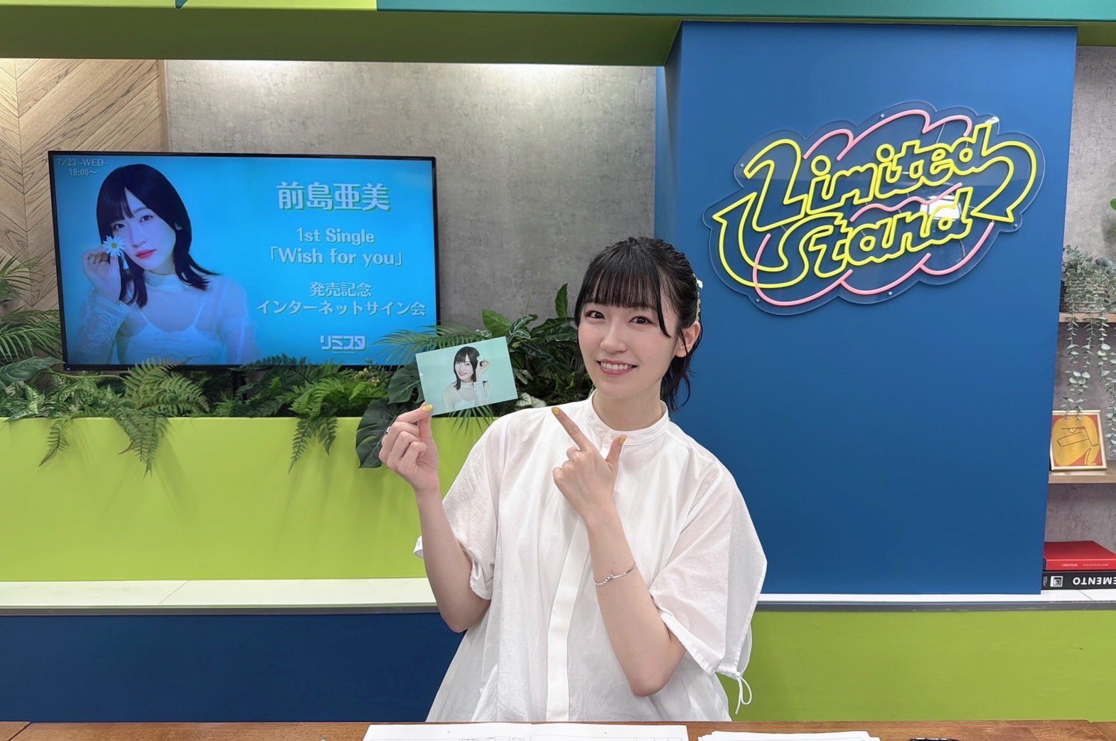【希少品】前島亜美　2018年イベント　フォトフレーム　サイン入り 71Umsum39HL._AC_SY200_QL15_.jpg
