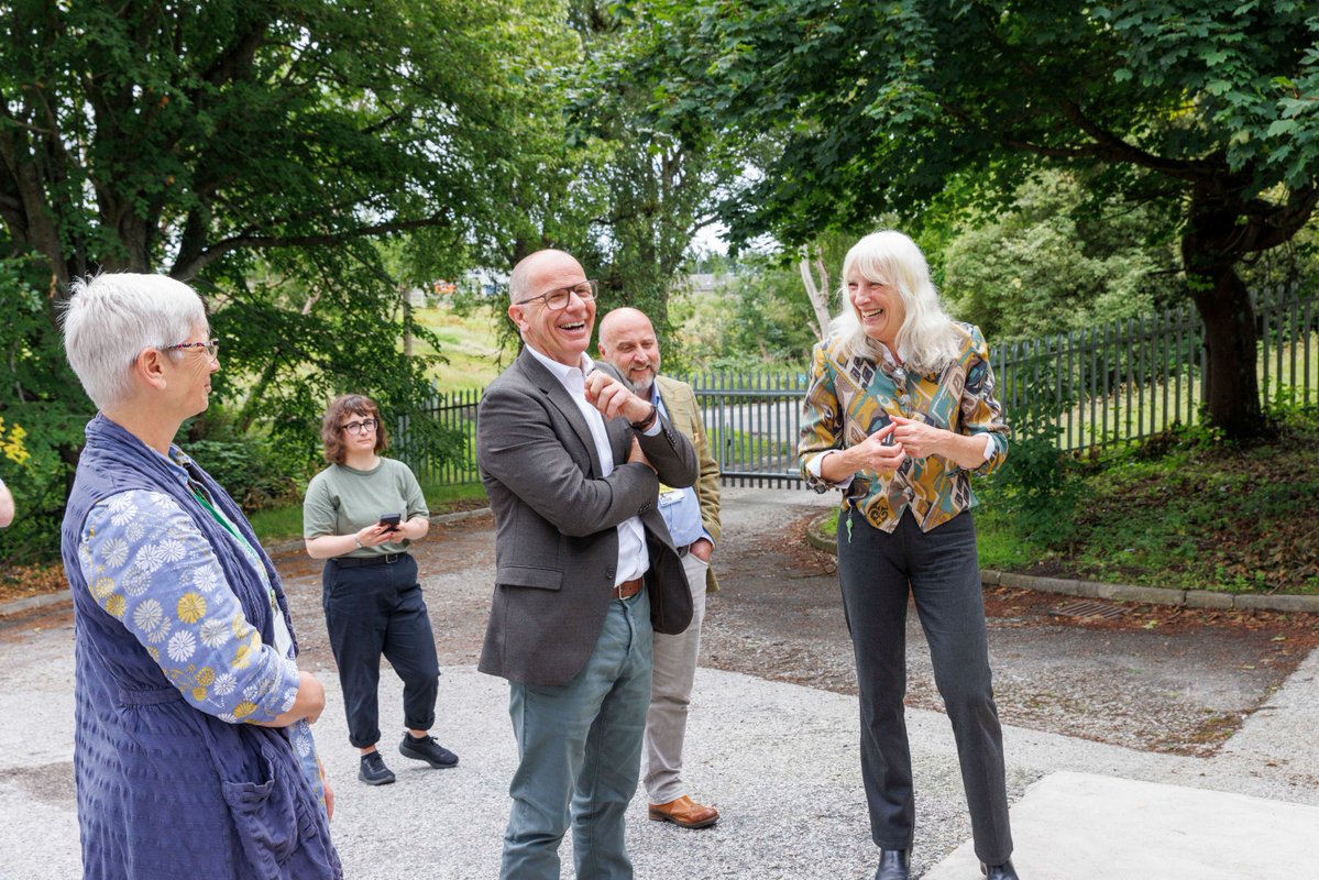 SRUC's tweet image. We were pleased to welcome @JimFairlieLogie MSP to our School of Veterinary Medicine and Biosciences.

He met with EMT and senior Veterinary Services staff to discuss our new vet training programme and the essential disease surveillance work we deliver under government contract.