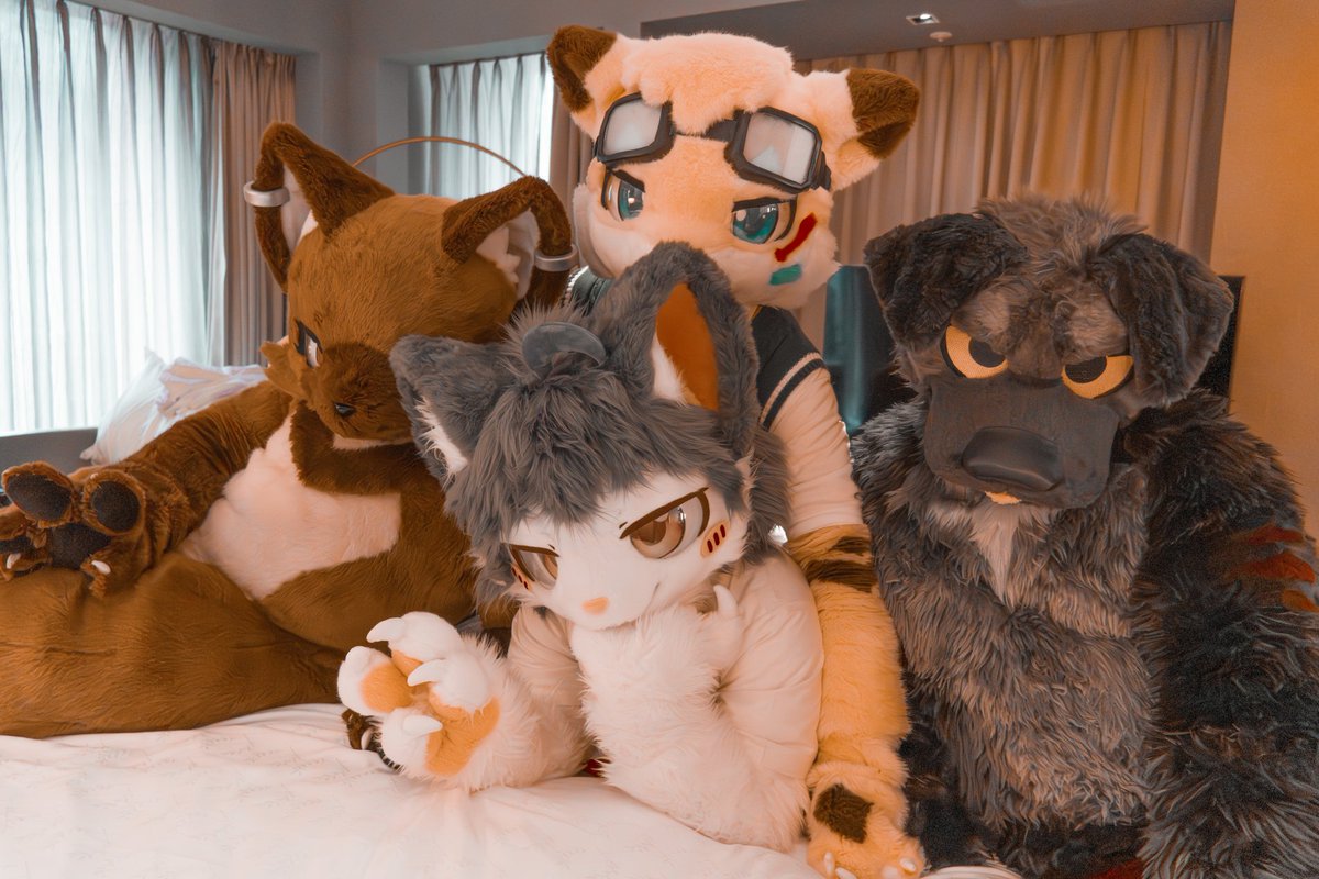 🐶🐱🦦🐶 = 🍙
#UTFG2025