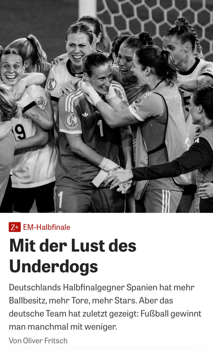 Hoffnungsvo11's tweet image. Vorfreude? Nervös? Aufgeregt? @ComEymery Packen wir‘s! ⚽️🇩🇪 #GERESP