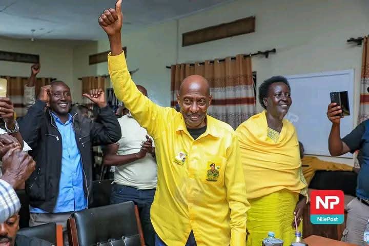 Humanrights256's tweet image. The parliament will be the only one to vote the president of uganda in the future. That bill is coming soon. Wait and watch the political space.
