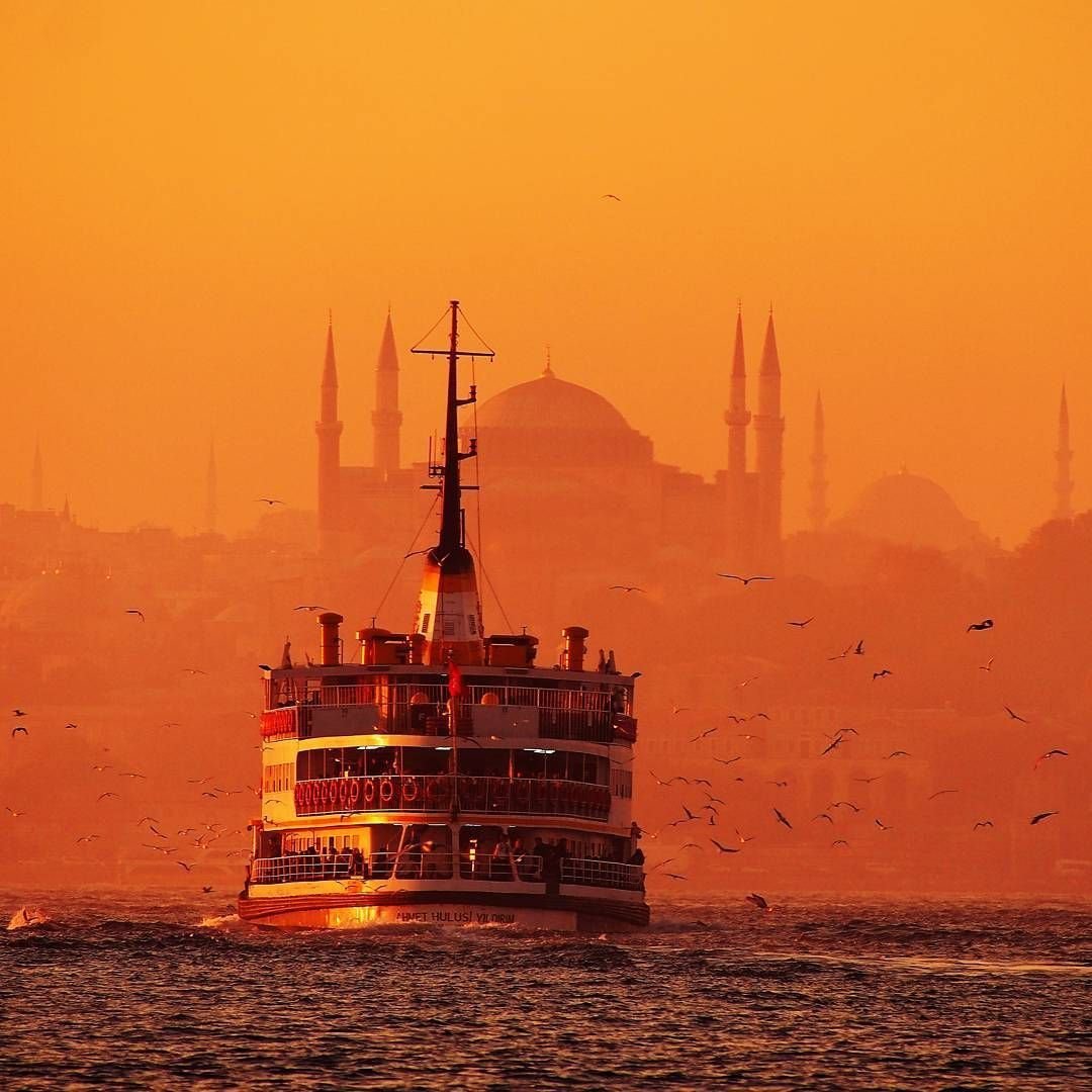 İstanbul'da hissedilen sıcaklık 56 dereceye yükseldi.