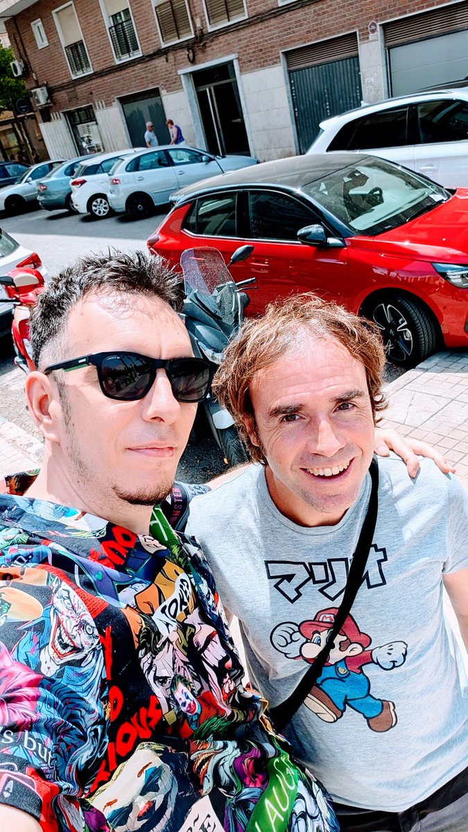 Powerbazinga's tweet image. Con la mejor compañía @Sephi_Tetsu