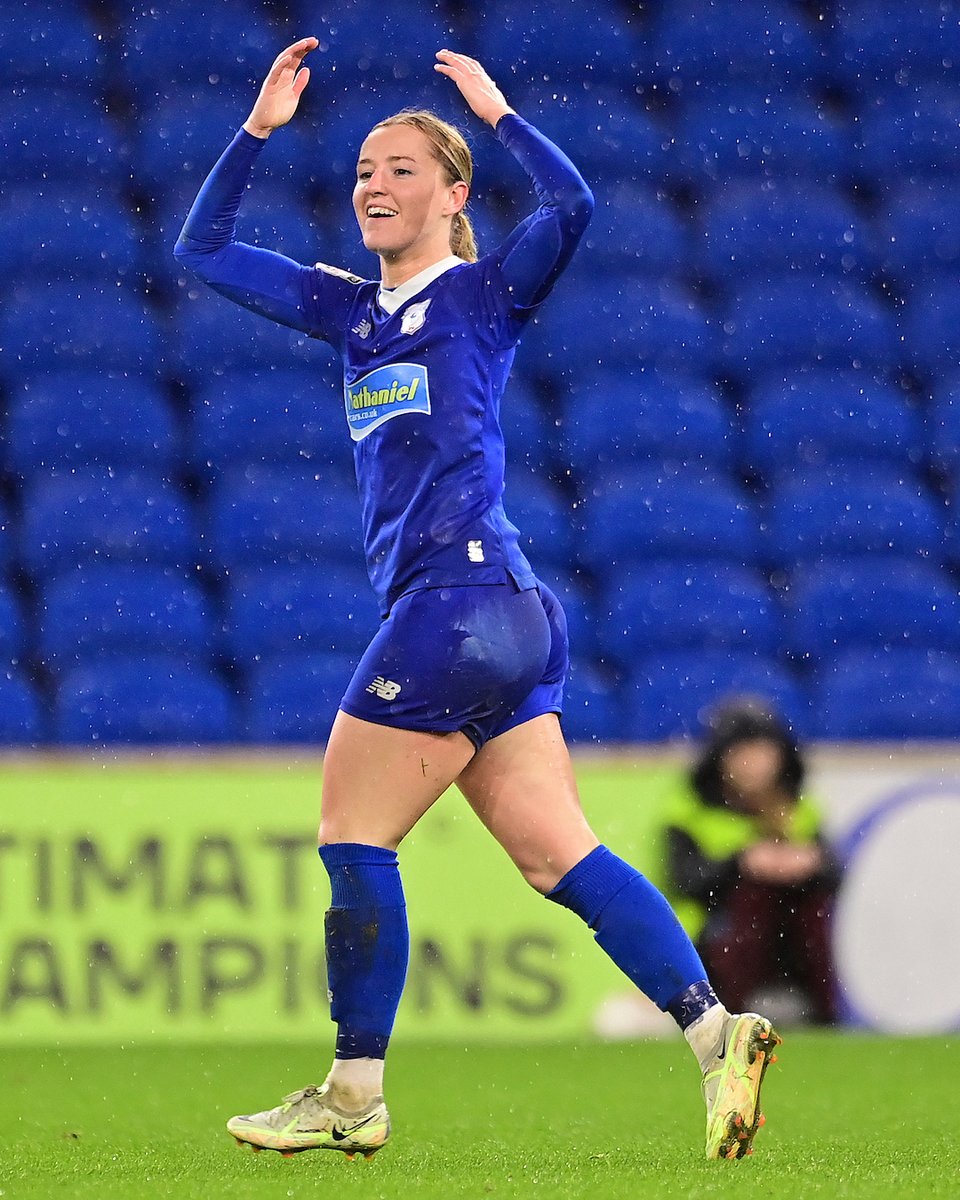 AdranLeagues's tweet image. Llongyfarchiadau on a brilliant career, @daniellegreen__ 👏
Pob lwc in your retirement 💙