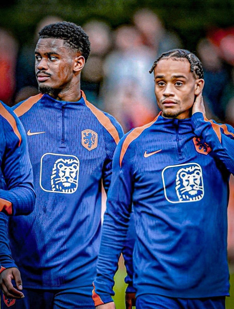 CFCMods's tweet image. Jorrel Hato and Xavi Simmons coming to Chelsea.
I have my club back again. This is surreal.