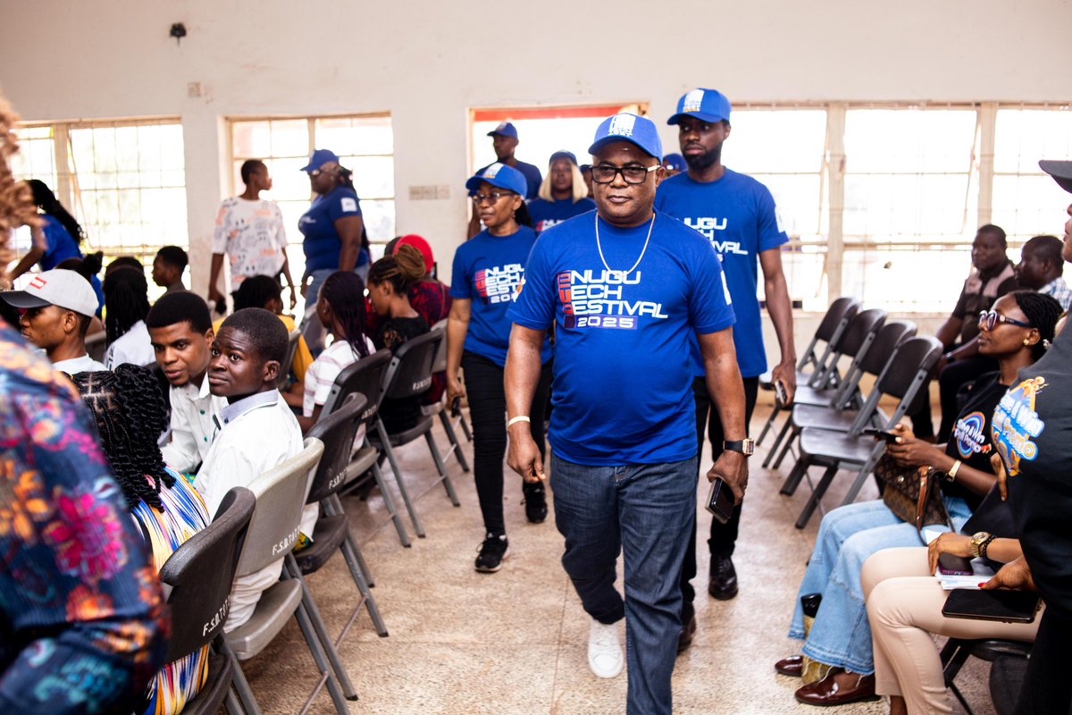 Enugu_techfest's tweet image. Today we celebrate an icon.
A man of excellence and innovation.
The pillar behind the Enugu Tech Festival.
Happy birthday, Hon. Prince Lawrence Ezeh.
Sir, your steady belief in people and big ideas has turned countless “what-ifs” into real progress for Enugu State’s tech…