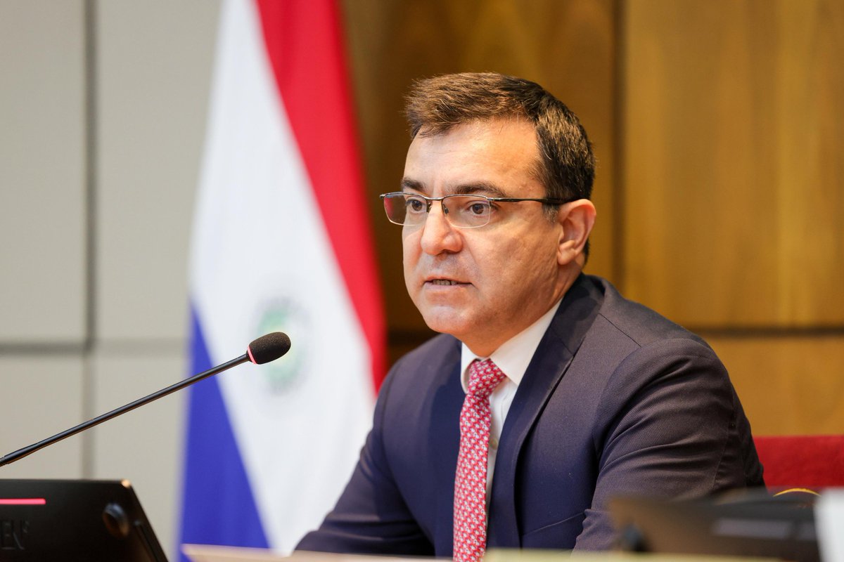 SenadoPy (@senadorespy) on Twitter photo Presidida por el senador <a href="/senador_tony/">Sen Tony Barrios</a>, se reúne la Comisión de Relaciones Exteriores <a href="/rreesenadopy/">Comisión de Relaciones Exteriores y A. I-Senado PY</a>, en primer turno comparece Octavio Ferreira Gin, candidato a Embajador de la República del Paraguay, ante la República del Perú
📍 Sala de sesiones del Senado, 3er. piso Presidida por el senador <a href="/senador_tony/">Sen Tony Barrios</a>, se reúne la Comisión de Relaciones Exteriores <a href="/rreesenadopy/">Comisión de Relaciones Exteriores y A. I-Senado PY</a>, en primer turno comparece Octavio Ferreira Gin, candidato a Embajador de la República del Paraguay, ante la República del Perú
📍 Sala de sesiones del Senado, 3er. piso