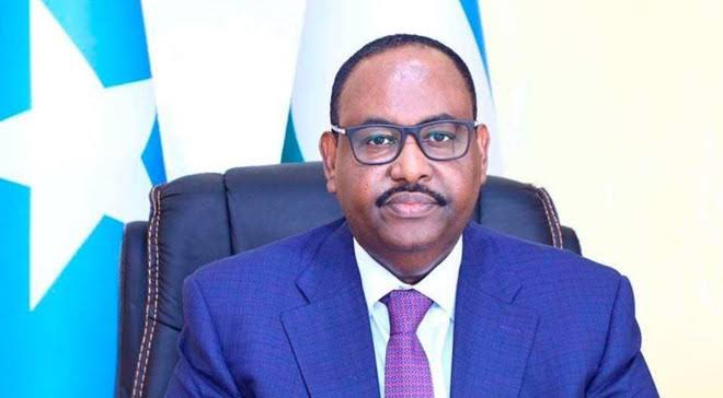 TheDailySomalia's tweet image. ⚡️UPDATE: According to reports, Puntland President Said Deni met UN arms embargo monitors at Bossaso to discuss weapons seized from the Sea World vessel, which monitors consider illegal. Reports said he also held talks with Interpol officials a day earlier, as Puntland summoned…