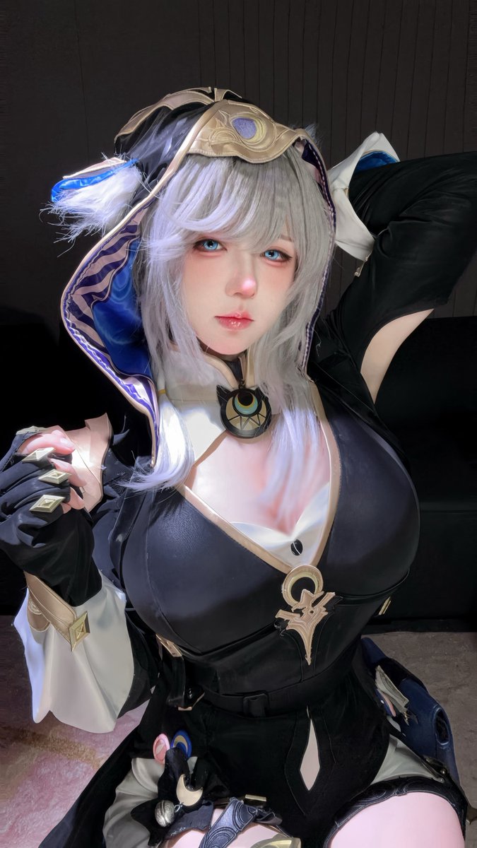 SkyeShi_'s tweet photo. #cosplay 绝世好喵 https://t.co/VA8R8wXrWP