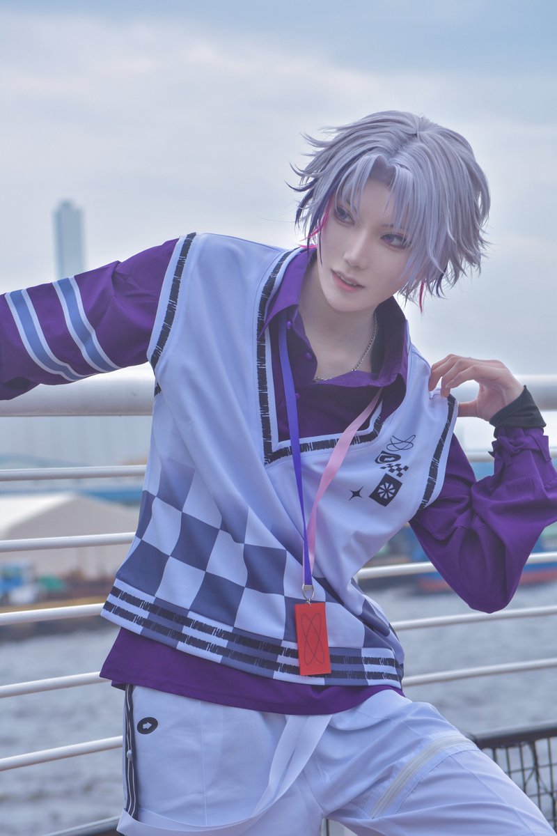 P_Nn_cos's tweet image. cos . 🥂✨️

                      overflow！꙳.⋆