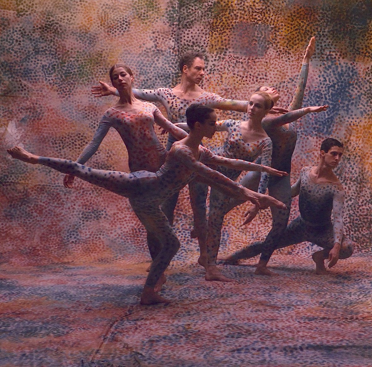 CAAC - Centro Andaluz de Arte Contemporáneo (@caac_sevilla) on Twitter photo 🎞️ Miércoles 6 de agosto, 22h, nueva cita con nuestro ciclo de #CinedeVerano. Proyectamos ‘Cunningham’ de Alla Kovgan, un documental que rastrea la evolución artística del bailarín y coreógrafo norteamericano Merce Cunningham.
caac.es/actividad/cine…
<a href="/CulturaAND/">Cultura Junta de Andalucía</a> <a href="/C3A_Andalucia/">C3A Centro de Creación Contemporánea de Andalucía</a> 🎞️ Miércoles 6 de agosto, 22h, nueva cita con nuestro ciclo de #CinedeVerano. Proyectamos ‘Cunningham’ de Alla Kovgan, un documental que rastrea la evolución artística del bailarín y coreógrafo norteamericano Merce Cunningham.
caac.es/actividad/cine…
<a href="/CulturaAND/">Cultura Junta de Andalucía</a> <a href="/C3A_Andalucia/">C3A Centro de Creación Contemporánea de Andalucía</a>