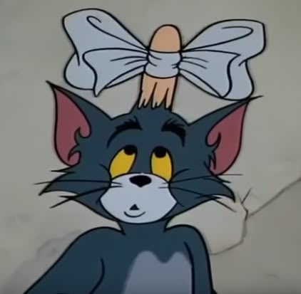 fırını temizlerken kafayı cama geçirdik aynı şöyle bi senaryo yaşanıyor