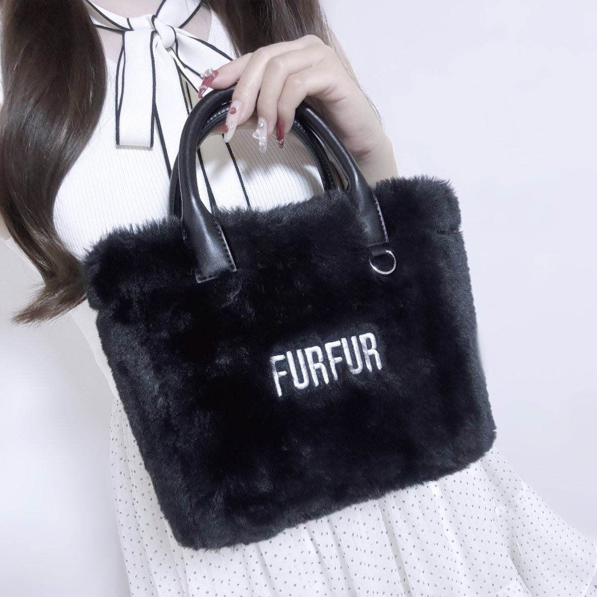 nya3ri's tweet image. FURFURの秋アイテムが可愛すぎる🧸🤎
このワンピースは秋の先行予約対象
アイテムで7/25までUSAGI ONLINEで
ポイントが10%還元されるよ(ᐡ∩ɞ̴̶̷ ·̮ ɞ̴̶̷∩ᐡ)✨
バッグはZOZOTOWN限定カラーで
人気のブラック🖤🪄︎︎◝✩カラバリも沢山🫶🏻
🔗x.gd/MWxFn
#PR #usagionline #zozotown