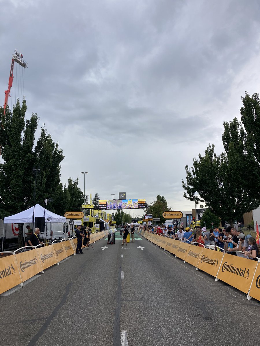 Etape 17
Une arrivée pluvieuse à Valence ?
Une averse à l’instant (13H)
#TDF2025 #LesRP #Valence
