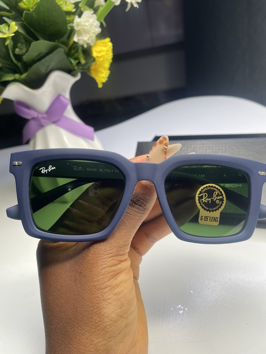 Dee_Bebegirl's tweet image. chic sunnies for stylish gents 😍🔥
🏷️N15,000
with branded casing