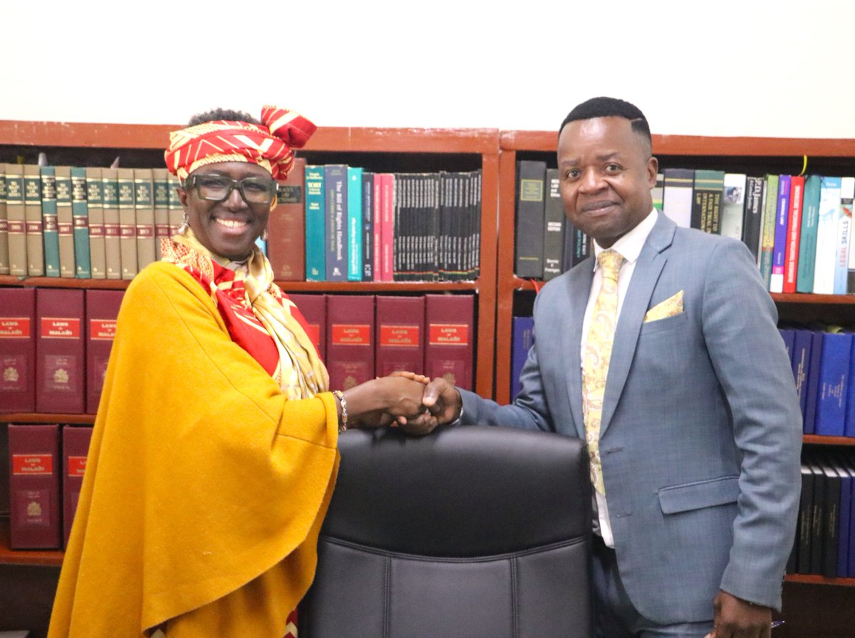 UNMalawi's tweet image. 🤝 In an inspiring exchange with Malawi Law Society President Davis Njobvu, the UN Resident Coordinator explored ways to advance access to justice, promote legal inclusion, and strengthen civic trust—critical pillars for a fairer, more resilient Malawi. #SDG16 #JusticeForAll