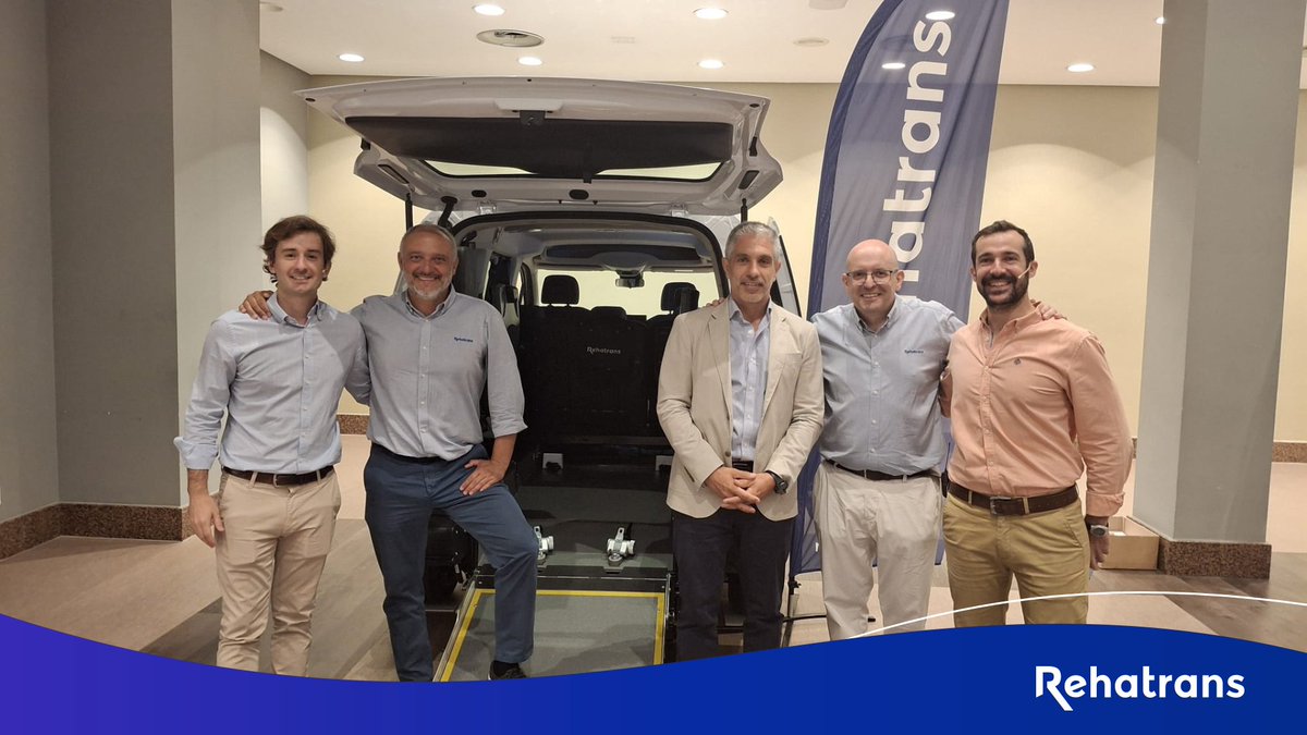 Rehatrans's tweet image. En Rehatrans creemos que la movilidad accesible se construye con soluciones reales y colaboración.

Participamos en el Desafío LCV Stellantis 2025, compartiendo nuestra visión PMR y adaptando toda su gama comercial. 

¡Gracias @Stellantis ! 🚐💡