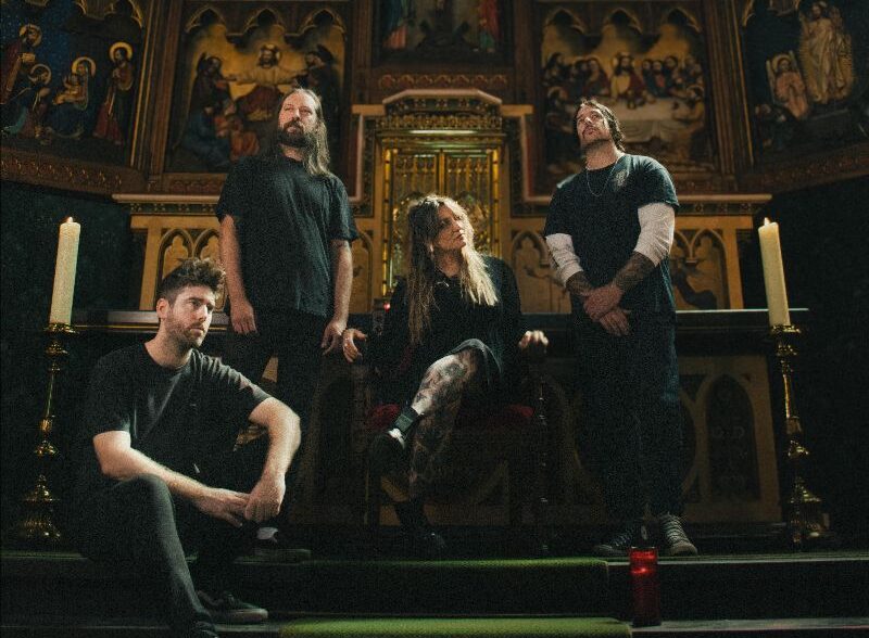 Distorted_Mag's tweet image. Listen to a brand new song from @slowcrushband here on Distorted Sound! @purenoiserecs @GoodAsGoldGroup distortedsoundmag.com/slow-crush-rel…