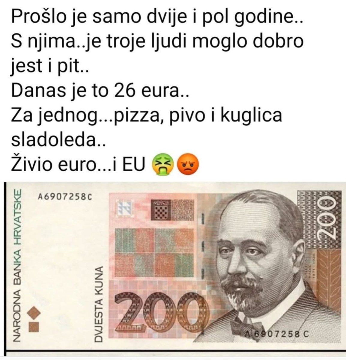 Bojchi1's tweet image. Pa neka onda živi!!😡😤