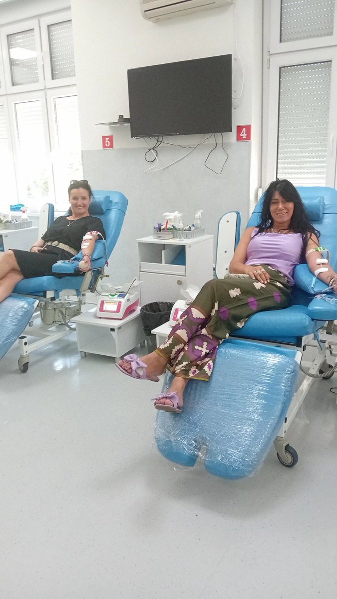Sanja Njanja (@koviljka011) on Twitter photo <a href="/jos_samo_jednom/">Ne razumem</a> Šta radiš sad?
Ja: Ništa!
<a href="/jos_samo_jednom/">Ne razumem</a> Polazi, idemo da damo krv za jednu bebu!!!
Ovo je za tebe bebo ❤️❤️❤️ <a href="/jos_samo_jednom/">Ne razumem</a> Šta radiš sad?
Ja: Ništa!
<a href="/jos_samo_jednom/">Ne razumem</a> Polazi, idemo da damo krv za jednu bebu!!!
Ovo je za tebe bebo ❤️❤️❤️
