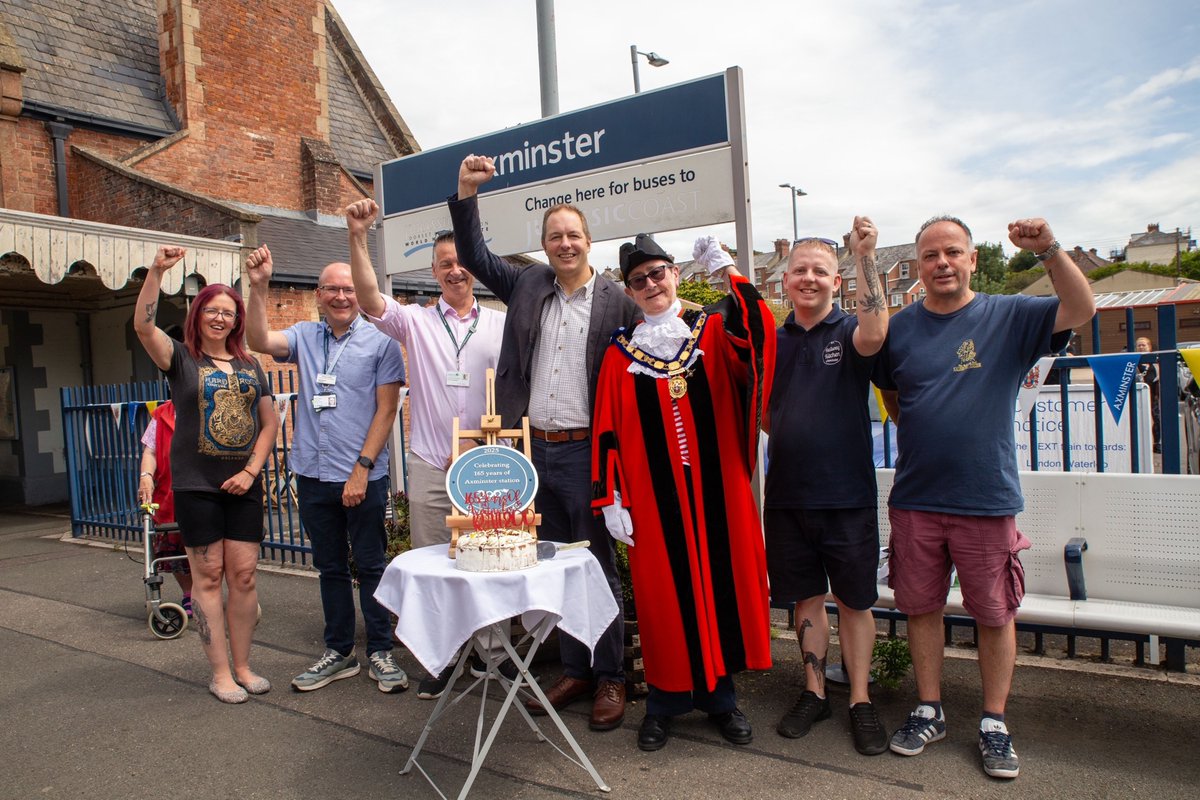 Devon & Cornwall Rail Partnership (@dcrailpart) on Twitter photo Birthday cakes were cut at both Honiton and Axminster stations on Saturday 19 July as part of celebrations to mark the 165th anniversary of the Yeovil to Exeter railway and both stations. <a href="/SW_Help/">SWR Help</a> <a href="/CommunityRail/">Community Rail Network</a> <a href="/RichardFoordLD/">Richard Foord MP</a>
dcrp.org.uk/birthday-cakes… Birthday cakes were cut at both Honiton and Axminster stations on Saturday 19 July as part of celebrations to mark the 165th anniversary of the Yeovil to Exeter railway and both stations. <a href="/SW_Help/">SWR Help</a> <a href="/CommunityRail/">Community Rail Network</a> <a href="/RichardFoordLD/">Richard Foord MP</a>
dcrp.org.uk/birthday-cakes…