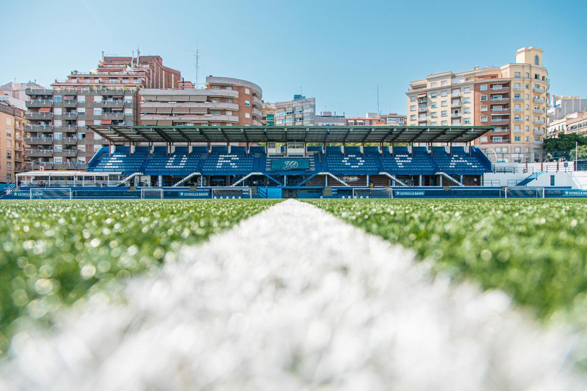 Coop57 (@coop_57) on Twitter photo ⚽️ Coop57 finança l’aval federatiu del <a href="/CEEuropa/">Club Esportiu Europa</a> per debutar a la #PrimeraRFEF! 💪🏽
Ens fa molt felices donar suport al futbol de barri, arrelat al territori i gestionat de forma col·lectiva.
#SomLaResistència
🔗coop57.coop/ca/catalunya/c… ⚽️ Coop57 finança l’aval federatiu del <a href="/CEEuropa/">Club Esportiu Europa</a> per debutar a la #PrimeraRFEF! 💪🏽
Ens fa molt felices donar suport al futbol de barri, arrelat al territori i gestionat de forma col·lectiva.
#SomLaResistència
🔗coop57.coop/ca/catalunya/c…