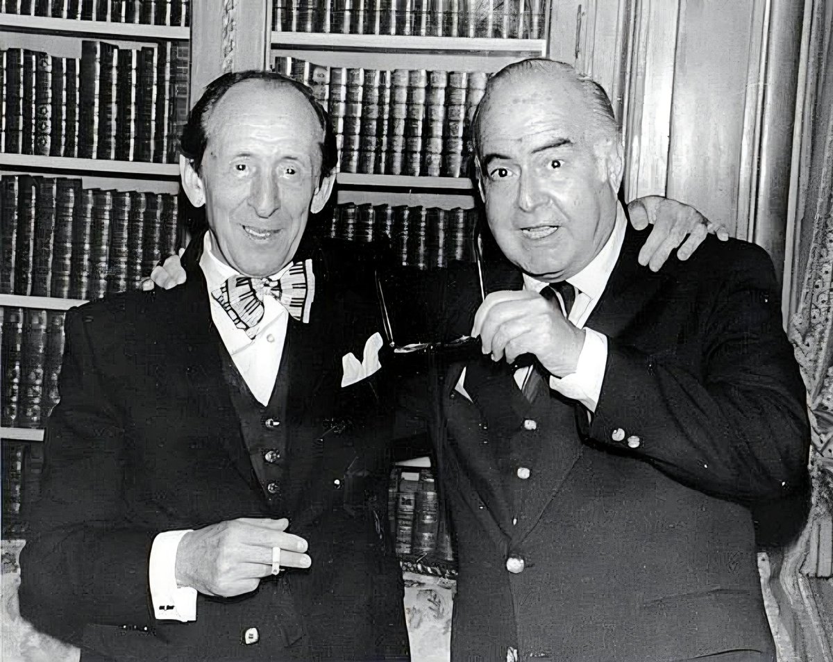 ConrothN's tweet image. American composer #SamuelBarber's Piano Sonata in E-flat minor, Op. 26, was premiered by the great pianist #VladimirHorowitz in December 1949 in #Havana #Cuba 🎹🎶.
The sonata is considered a major work in #Barber's output and a significant contribution to American piano music.