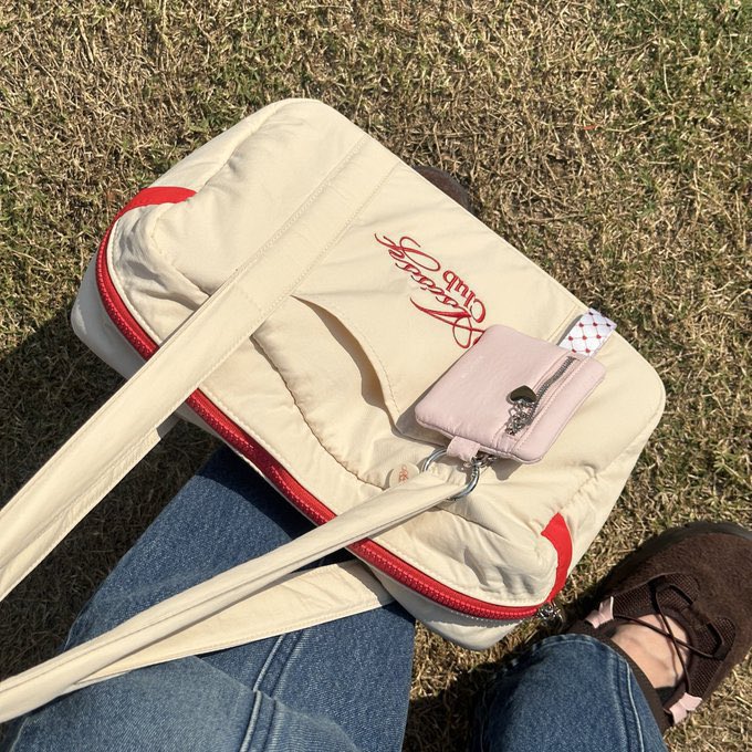 tamjaichunbkk's tweet image. นี้เลยค่ะกระเป๋าแบกบ้านแบรนด์ไทยที่จริงใจ ใช้ดี ใส่ ipad laptop ได้ ไม่ใหญ่เทอะทะ คุณภาพดี เริ่มต้นหลักร้อย 🐶🥇💼