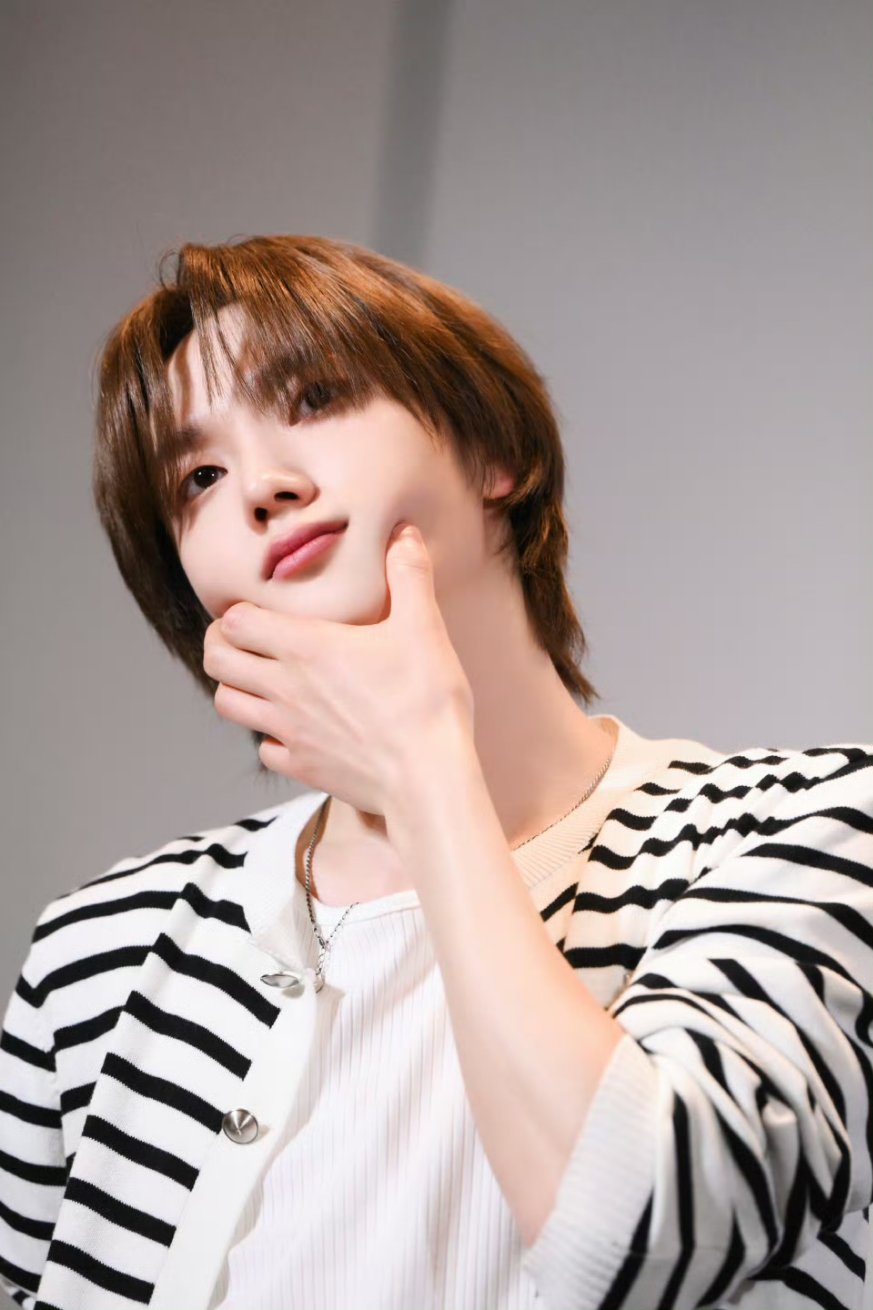 BOYNEXTDOOR リウ why oliveyoung オリヤン B BOYNEXTDOOR リウ why oliveyoung オリヤン B - メルカリ