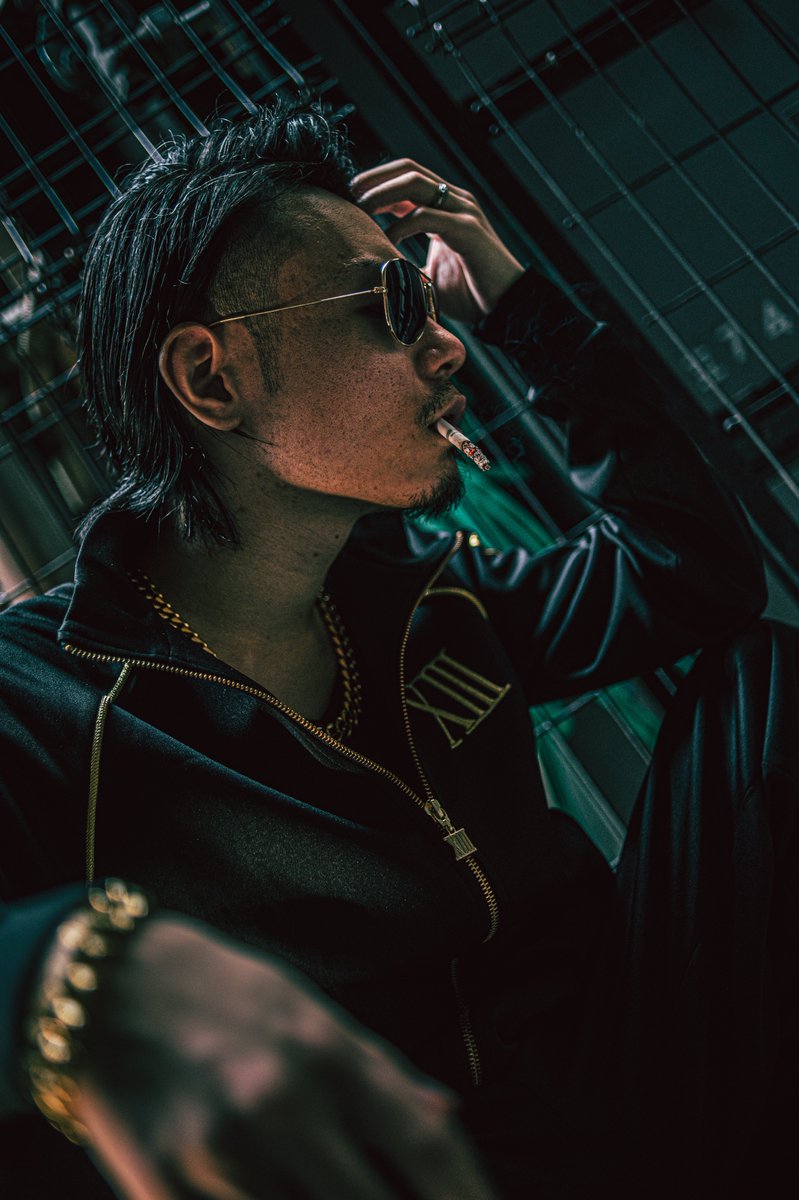 BearKrush3rd's tweet image. ꓷARK GOLD -08-

Model : 熊切逹也［@BearKrush2nd］
￣￣￣￣￣￣￣￣￣￣￣￣￣￣￣￣￣￣
Photo : つな［@tuna2000gt］
￣￣￣￣￣￣￣￣￣￣￣￣￣￣￣
【Hashtag】
#13_new_ache_202207
#BearKrush2nd