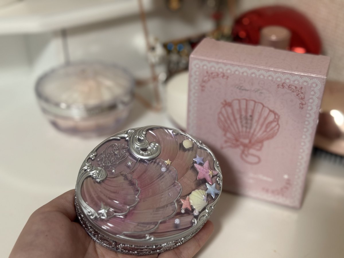 m_999999_m's tweet photo. 買ってくれた🐚💖 https://t.co/bouK3lsuaF