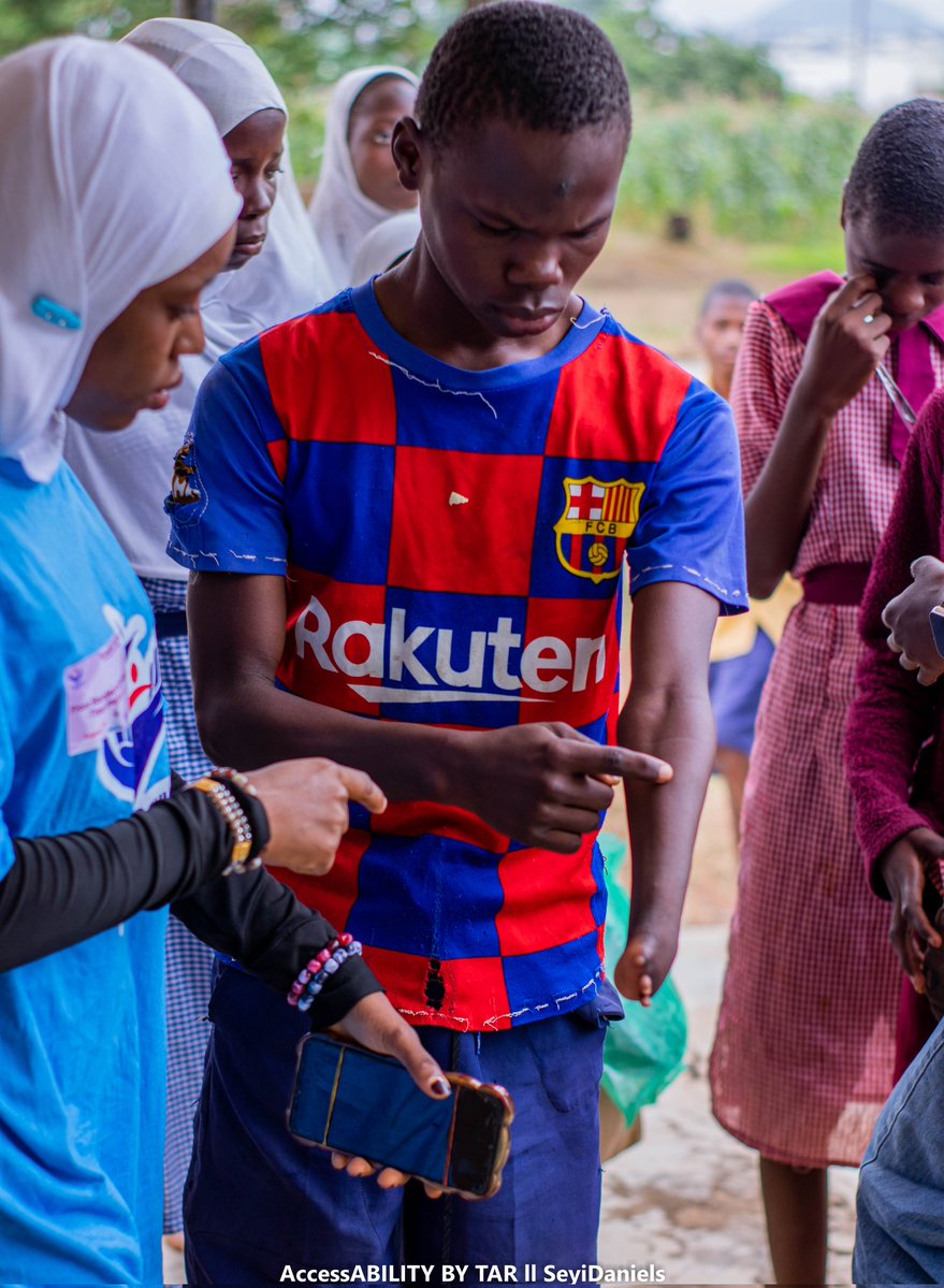 profUNILORIN's tweet image. Here ,He was telling me his size because the one he put on doesn't have size on it ๐ญ
We see them
We hear them
We care for them
Thank you to our donors once again ๐๐ผ
#AccessABILITYbyTAR