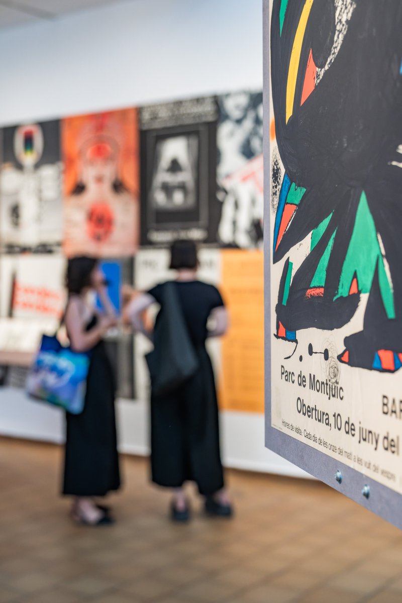 🚀 Últims dies per fer un tast de 15 minuts de l'exposició “La poesia tot just ha començat. 50 anys de la Miró”!

⚡  Si compres ara una entrada al museu, et regalem una visita exprés a l'exposició. Reserva ara a preu reduït. Fins al 31 de juliol ➡️bit.ly/visites-50aniv…