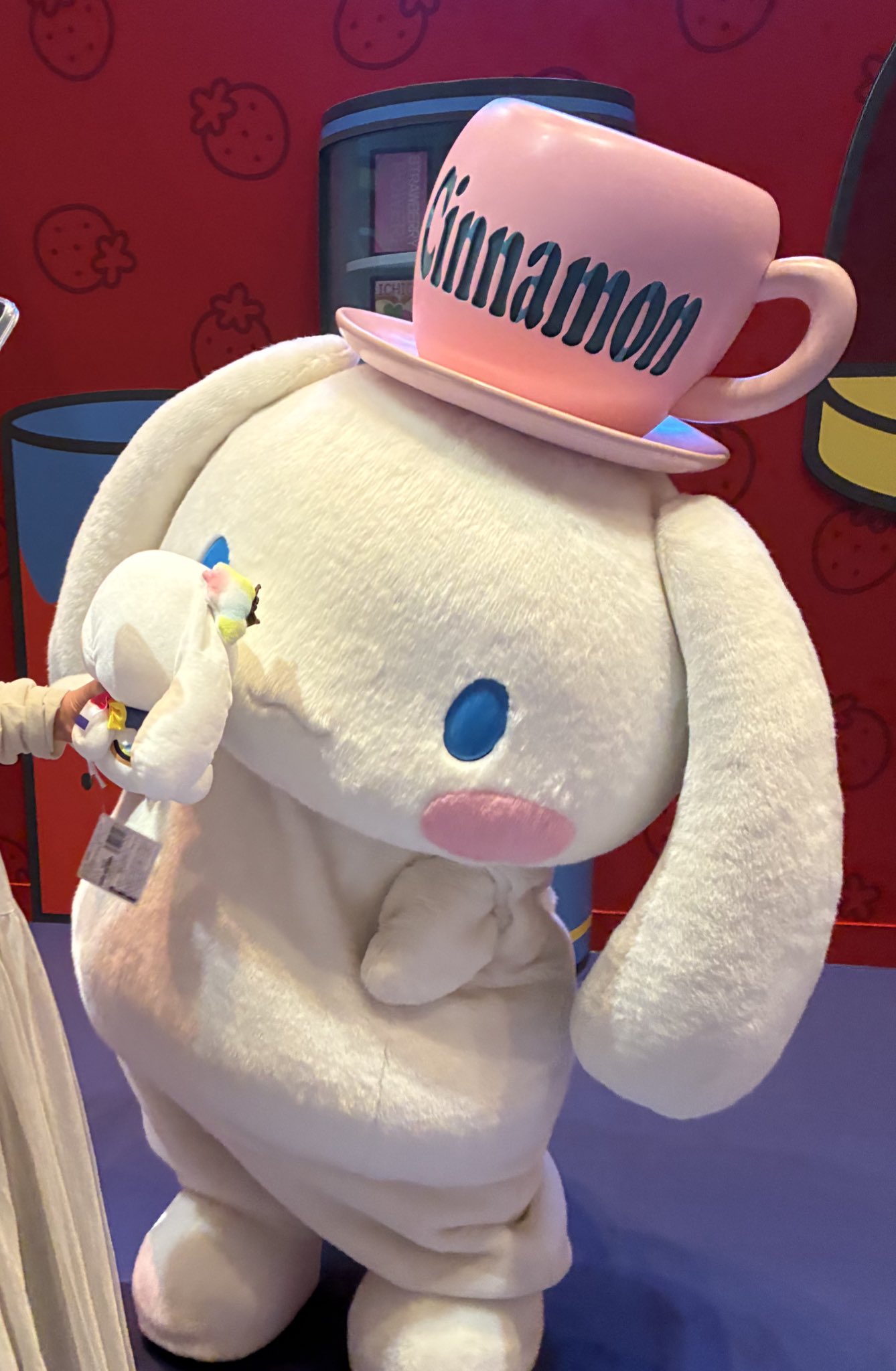Disney - シナモン Amazon.co.jp: ミッキー＆フレンズ チュロススナック 紙箱