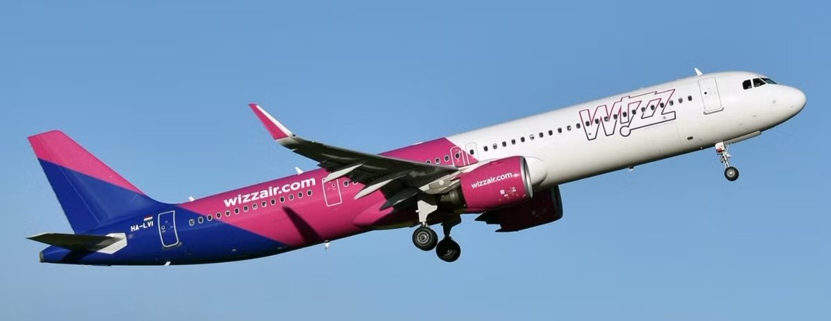 Info |

WizzAir is increasing its presence in the UK with the addition of 8 new routes from London Luton.

Milan (MXP), Rome (FCO) and Vienna will begin on the 26th Oct 2025, and Barcelona, Bilbao, Madrid, Seville and Valencia will begin on the 29th Mar 2026.

Credit <a href="/SeanM1997/">Sean M 🌈✈</a>