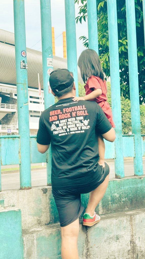 abayeah's tweet photo. tumbuh lebih baik ;) https://t.co/DDenr2WysF