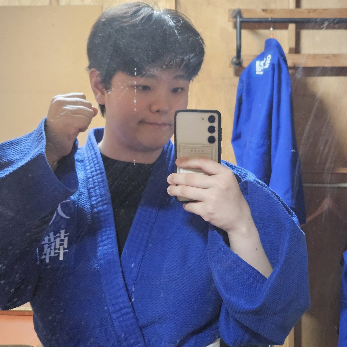 0308myone's tweet photo. 수요일이 제일 햄들지 않나요...
그치만 유도 파이팅
하루도 안 빠지기 챌린지 1일차
#디폴트 #ofsw #비혼여성의_일상 https://t.co/4sMO5hCn8Z