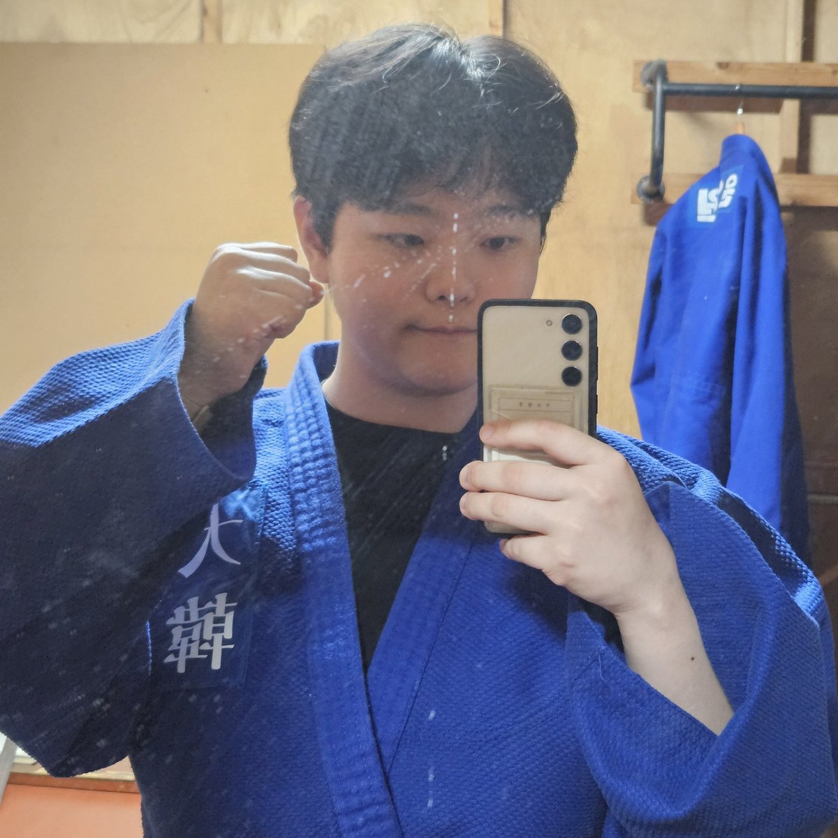 0308myone's tweet photo. 수요일이 제일 햄들지 않나요...
그치만 유도 파이팅
하루도 안 빠지기 챌린지 1일차
#디폴트 #ofsw #비혼여성의_일상 https://t.co/4sMO5hCn8Z