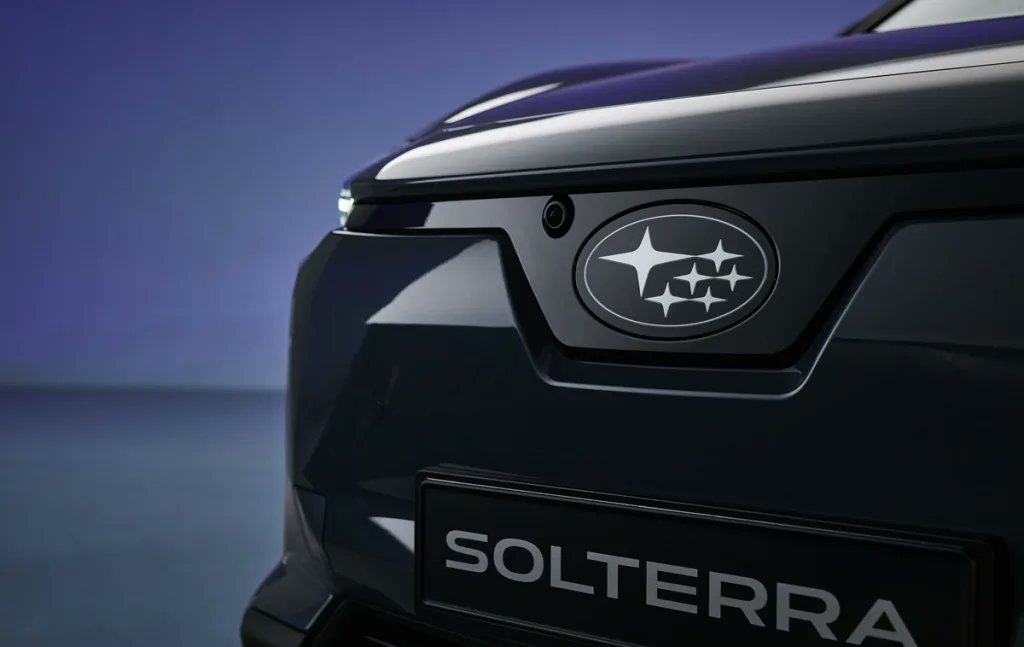 HACKER_CAR's tweet image. 🚗@subaru_es da un paso firme en su transición eléctrica.
Novedades: Uncharted y E-Outback llegarán de aquí a comienzos de 2026. Tres modelos 100% eléctricos, con tracción total y orientados a un uso real, dentro y fuera de la ciudad... o de la carretera. hackercar.com/subaru-se-elec…
