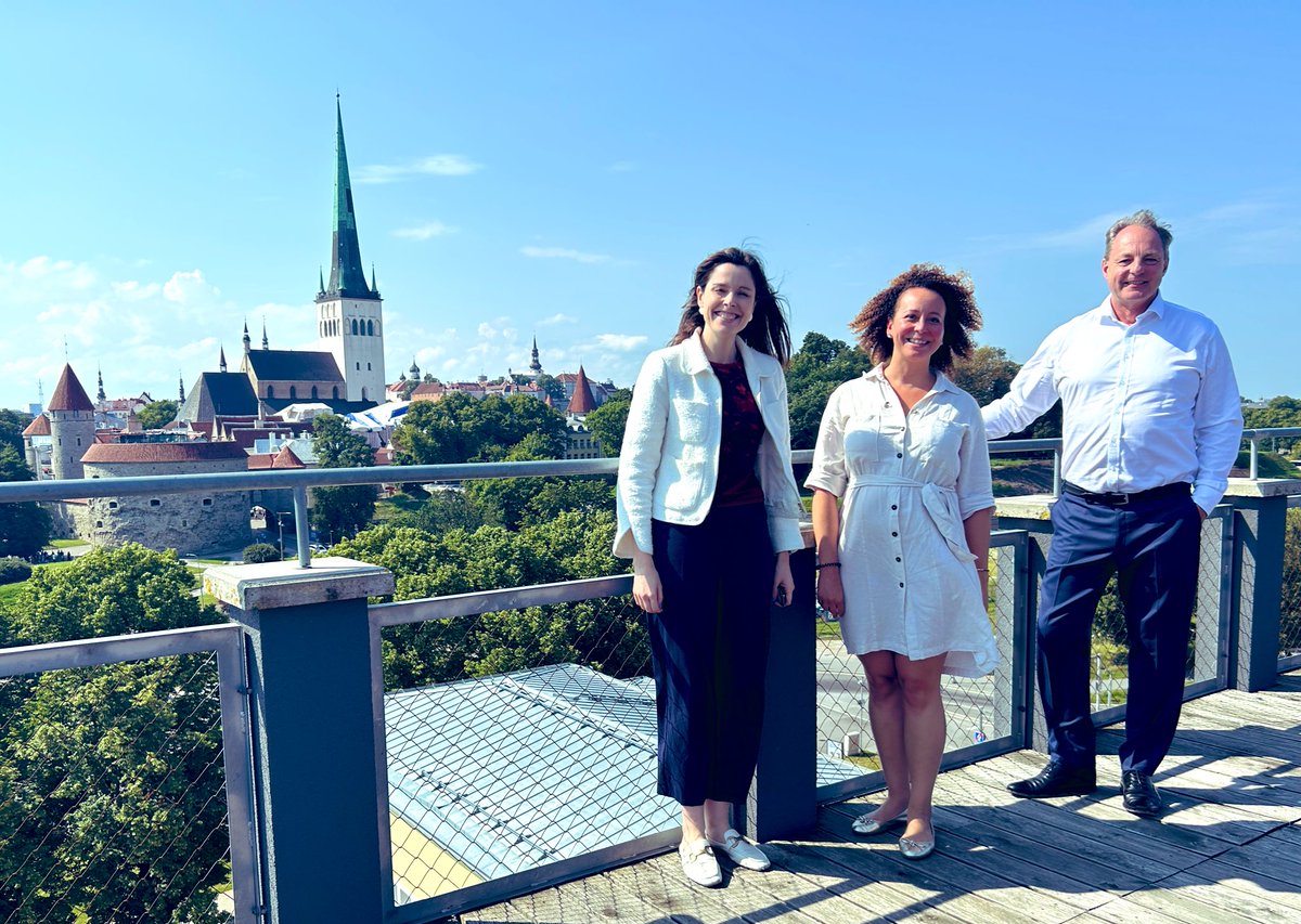 rceallen's tweet image. British Embassy Tallinn’s priorities in one tweet:
Senior visitors from @SciTechgovuk including our National Technology Adviser, here meeting government and business
First operational firing of Archer 155mm artillery system, part of the UK-led NATO Battlegroup in Estonia
🇬🇧🇪🇪