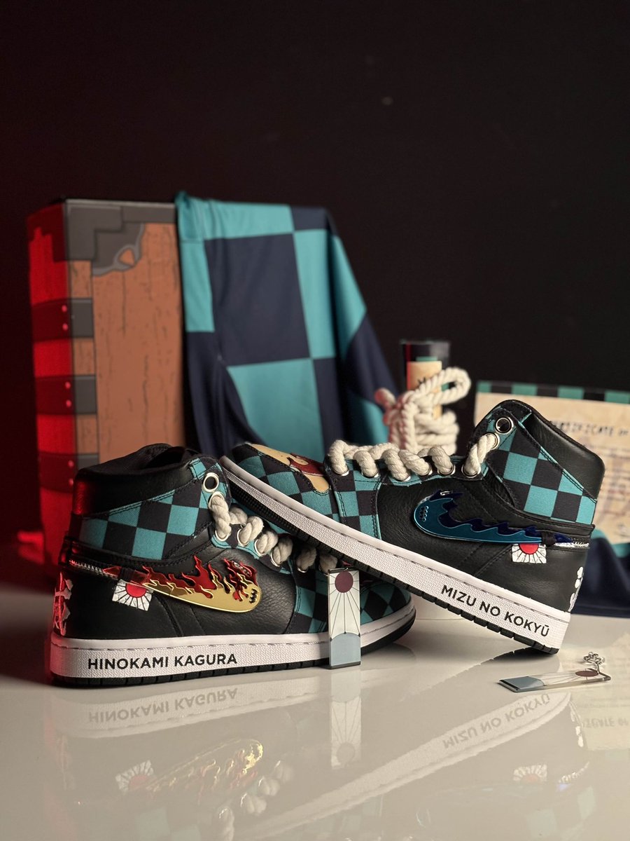 MrSimplyCustom's tweet image. LIMITED TO 10 PAIRS - My recent work inspired by Tanjiro Kamado, the movie of Demon Slayer : Infinity Castle really caught the world by storm. And rightfuly so. HINOKAMI KAGURA! MIZU NO KOKYU! 

#DemonSlayer #DemonSlayerInfinityCastle #demonslayermovie #tanjirokamado