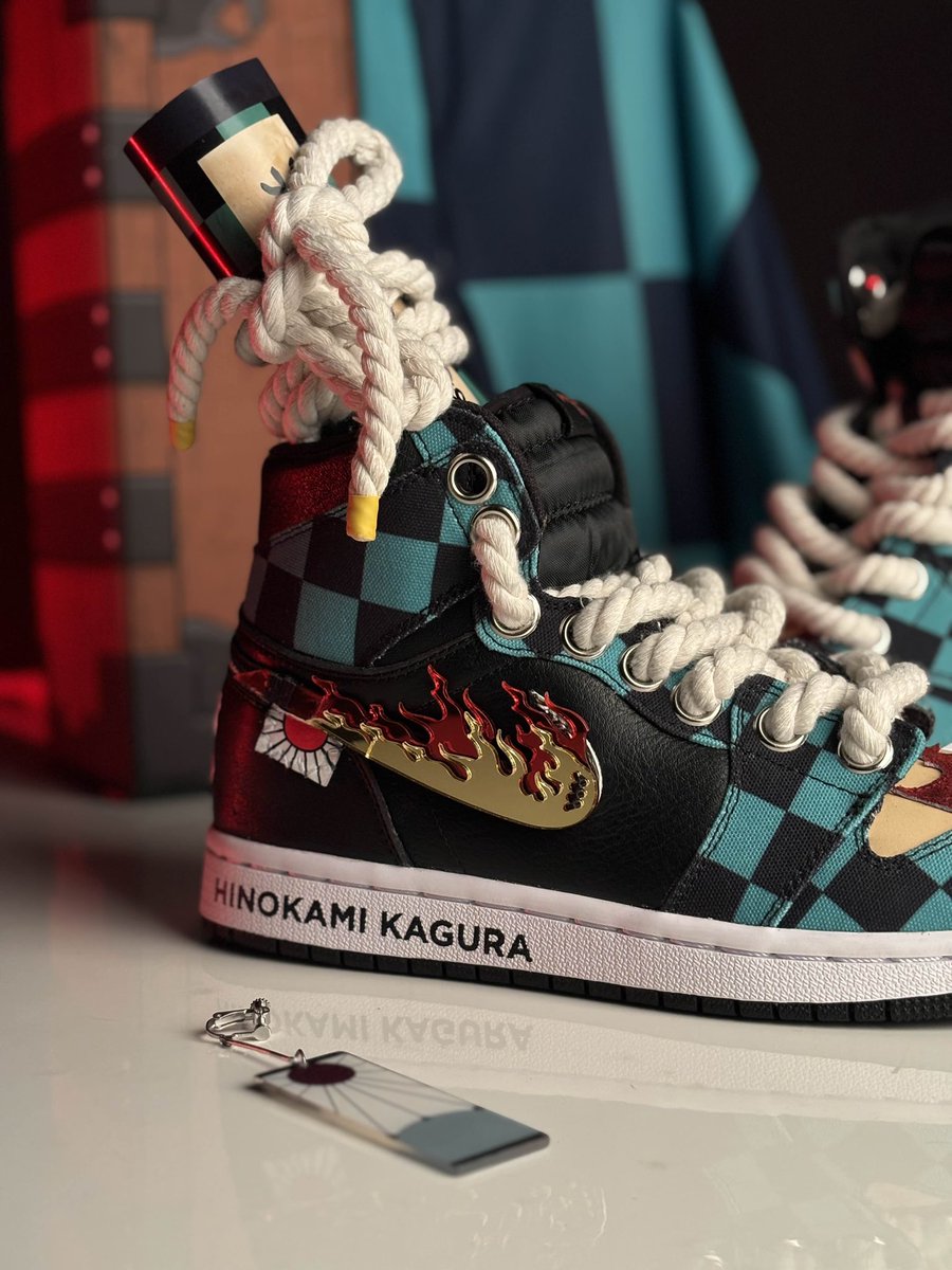 MrSimplyCustom's tweet image. LIMITED TO 10 PAIRS - My recent work inspired by Tanjiro Kamado, the movie of Demon Slayer : Infinity Castle really caught the world by storm. And rightfuly so. HINOKAMI KAGURA! MIZU NO KOKYU! 

#DemonSlayer #DemonSlayerInfinityCastle #demonslayermovie #tanjirokamado