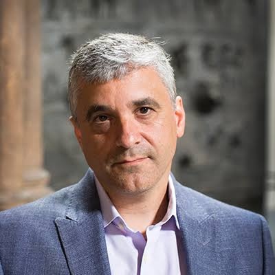 jornalnota's tweet image. "Acho que hoje o Brasil é um sistema mais democrático do que os Estados Unidos. Esse pode não ser o caso daqui a um ano, mas hoje as instituições brasileiras estão funcionando melhor"
Steven Levitsky,
autor de "Como as democracias morrem",
em entrevista à BBC News