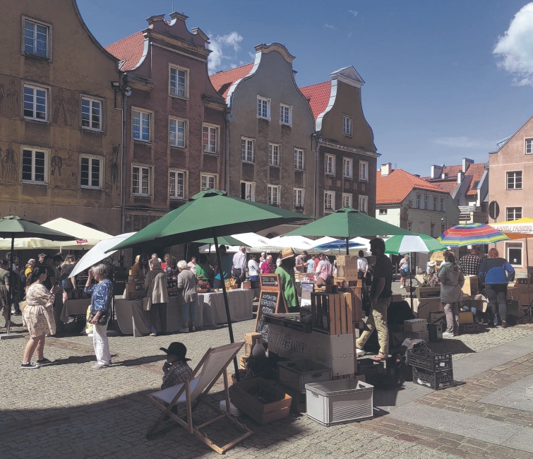 paz_preussische's tweet image. paz.de/abo
Masuren und speziell Allenstein ist eine Reise wert:
Die Altstadt lädt dazu ein, neu entdeckt zu werden.
paz.de/artikel/die-al…