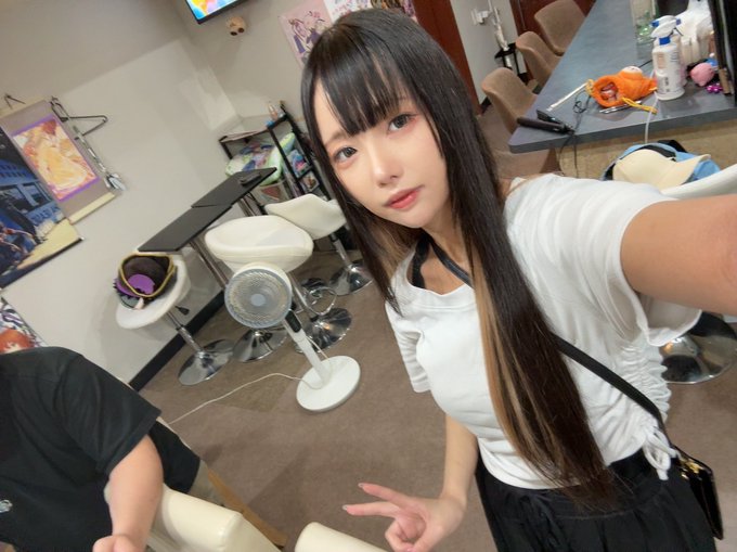 上野にある【ヲタクバーにわか】
